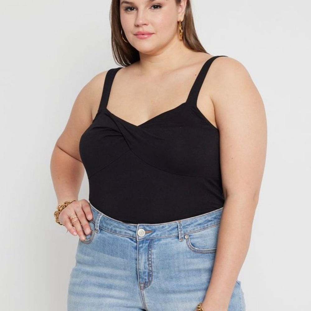 Eloquii Twist Detail Tank Black 14 / 16 NEW